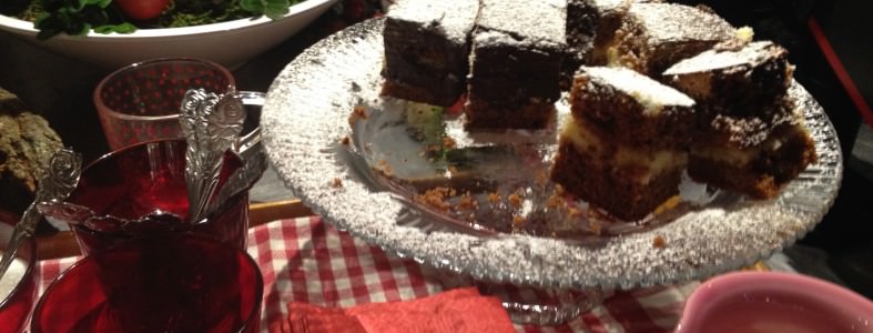 Sirupskage med citron creme. Sirups kage med citron creme